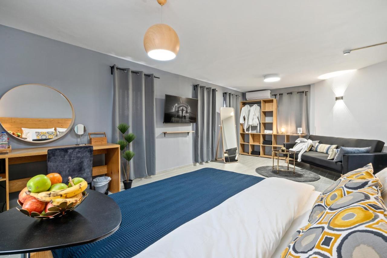 Hotel La Finca - Luxury Suites Hotel Beersheba エクステリア 写真