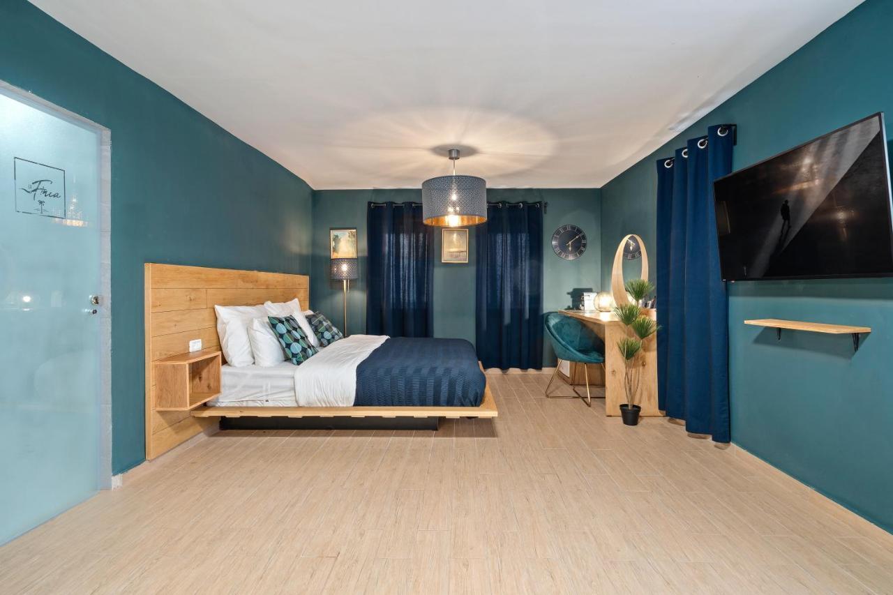 Hotel La Finca - Luxury Suites Hotel Beersheba エクステリア 写真