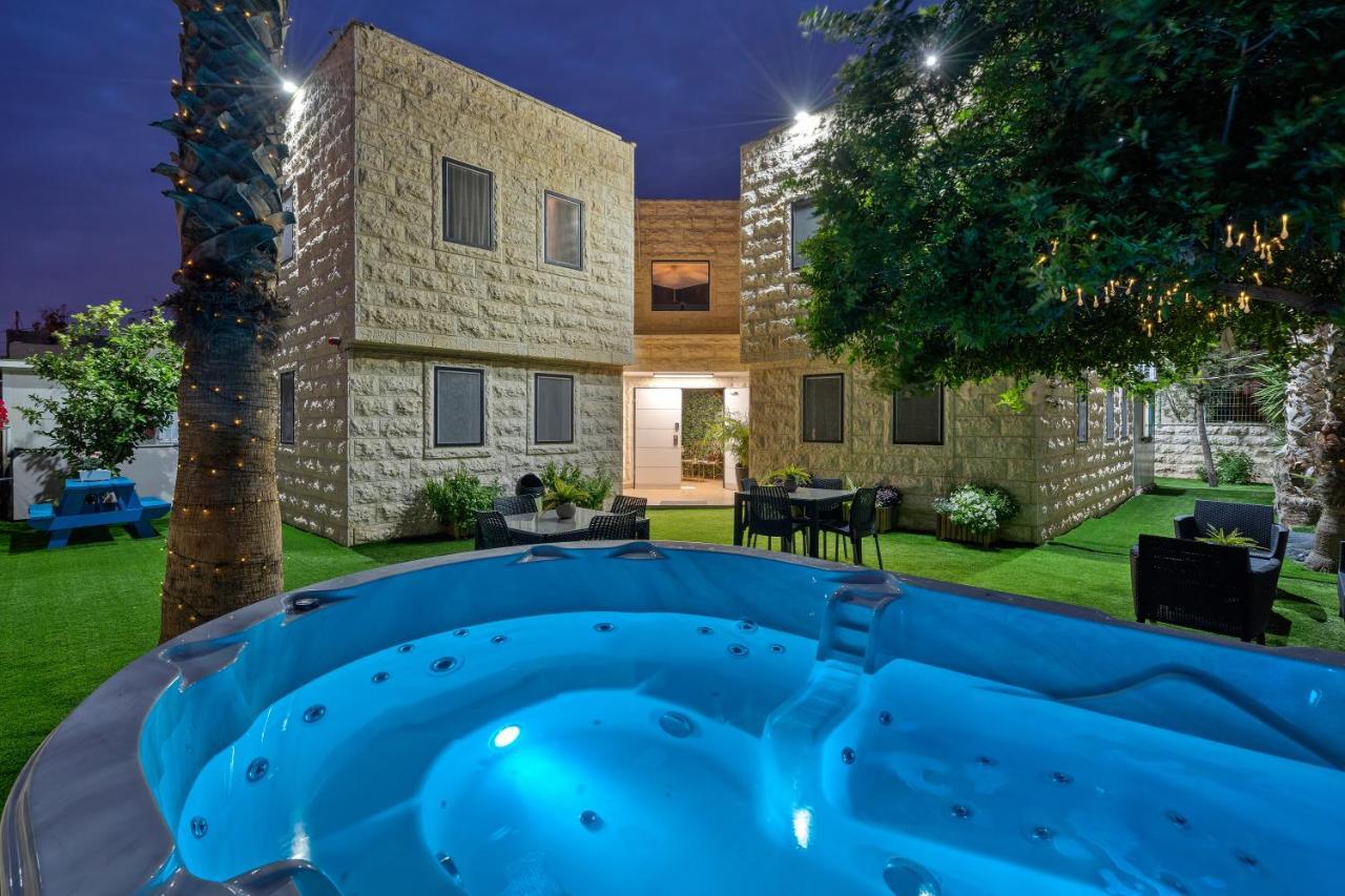Hotel La Finca - Luxury Suites Hotel Beersheba エクステリア 写真